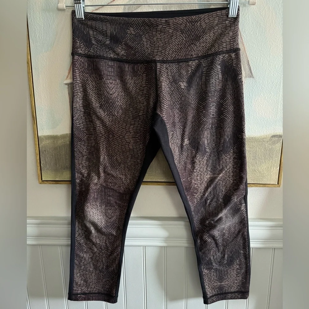 LULULEMON Wunder Under Crop II *Full-On Luon Golden Godess Cashew Multi Size 6 - Picture 4 of 11